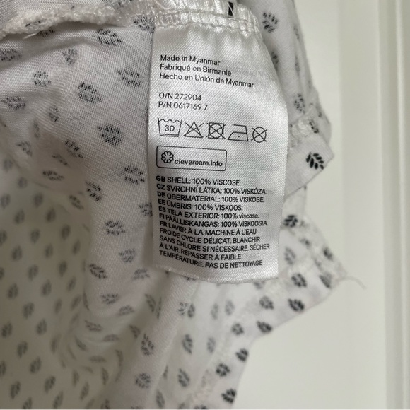 H&M Top - Picture 3 of 4